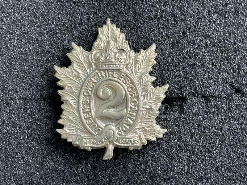 Gradia Militaria - Canadian 2nd Queens Own Rifles of Toronto collar badge