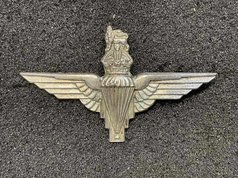 Gradia Militaria - WW2 Parachute Regiment lapel badge/sweetheart