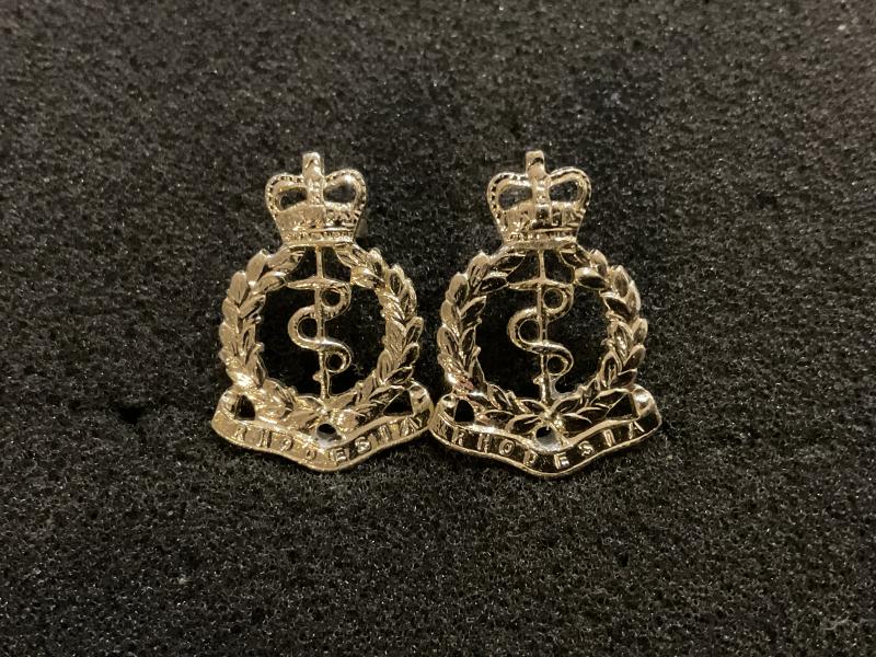 Gradia Militaria - Rhodesian Army Medical Corps anodised collar badges