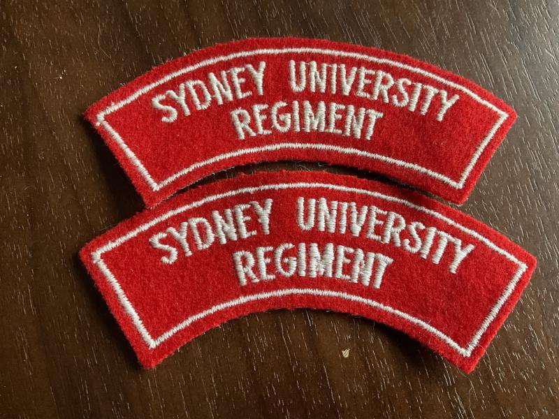 Gradia Militaria - Sydney University Regiment bordered shoulder titles