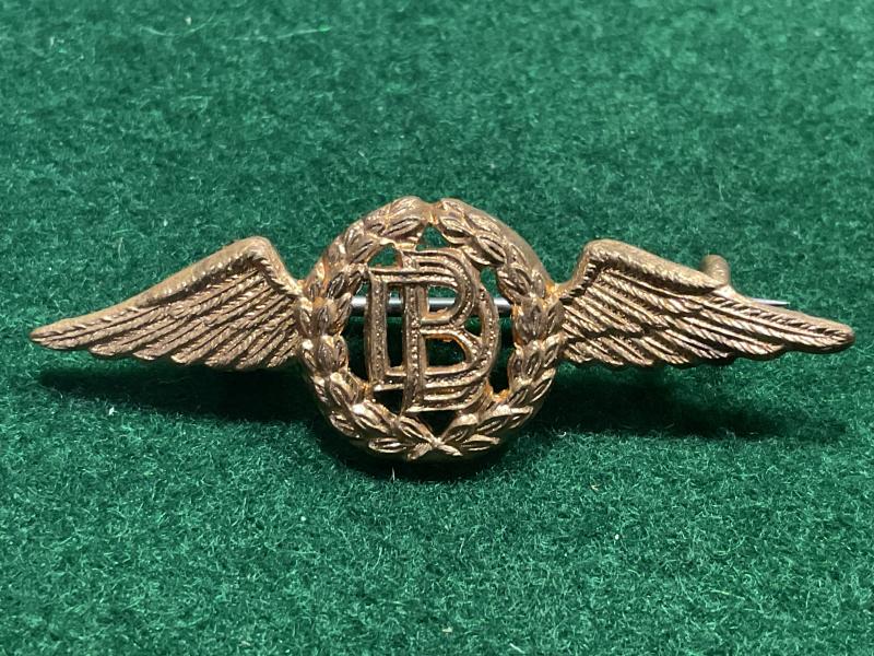 Gradia Militaria - RAF Dental Branch brass brooch backed collar badge