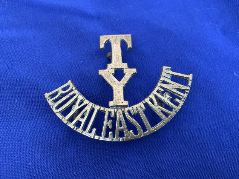Gradia Militaria - WW1 Territorial Royal East Kent Yeomanry shoulder title
