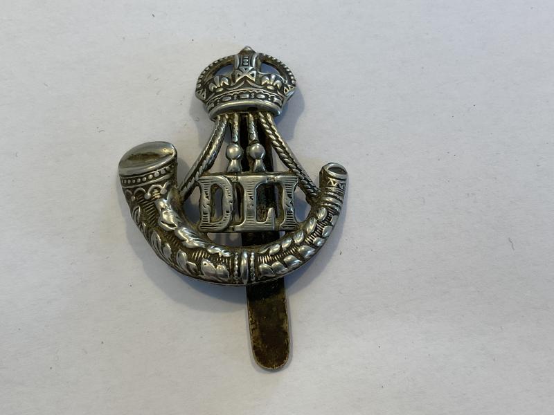 Gradia Militaria - WW1/2 D.L.I other ranks cap badge.