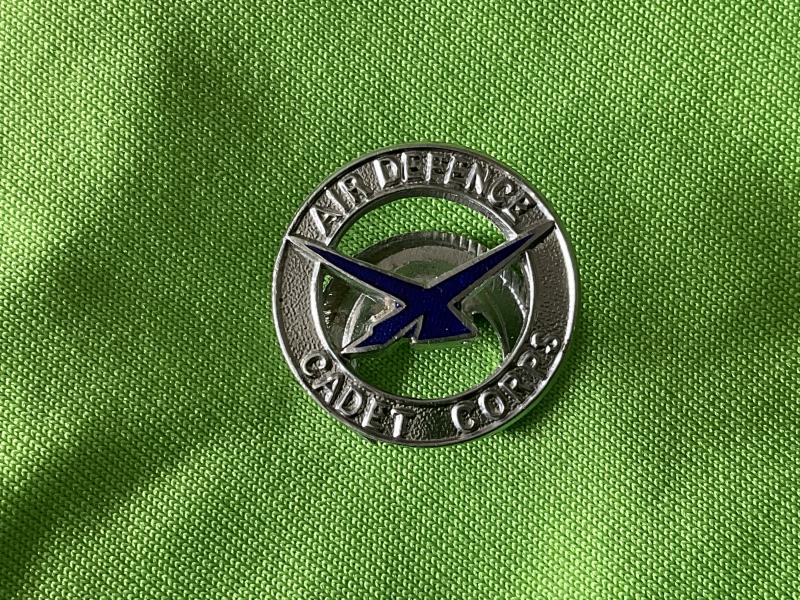 Gradia Militaria - WW2 Air Defence Cadet Corps miniature lapel badge.