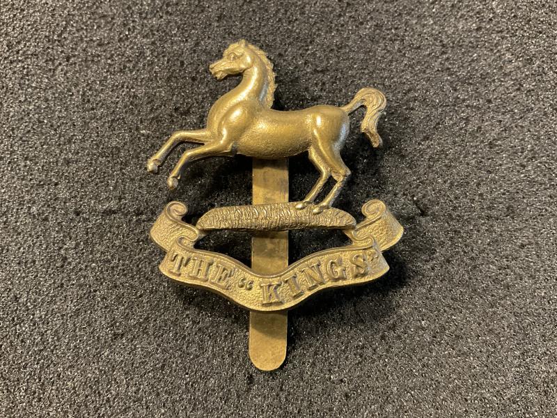 Gradia Militaria - WW1 economy 5th Battalion, The Kings Liverpool Regiment Cap badge.