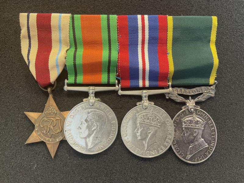 Gradia Militaria - WW2 Group of 4 medals; Africa, Territorial, war & Defence.