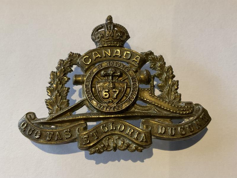Gradia Militaria - WW1 67th University of Toronto Overseas Field Artillery cap badge.