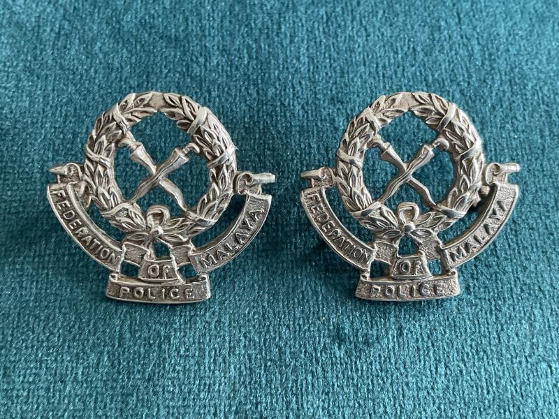 Gradia Militaria - 1940-50s Federation of Malaya Police collar badges.