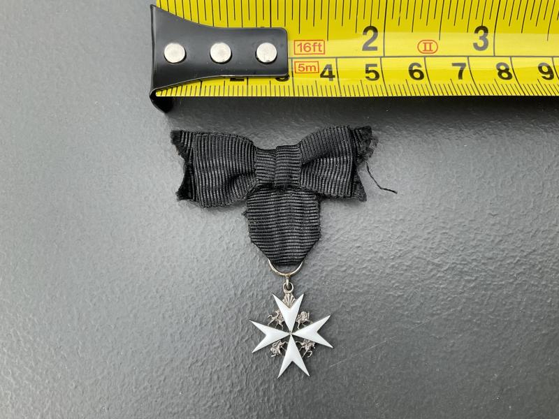 Gradia Militaria - Ladies issue Order of St John miniature medal