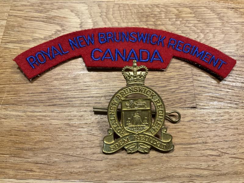 Gradia Militaria - Royal New Brunswick Regiment of Canada cap badge & title.