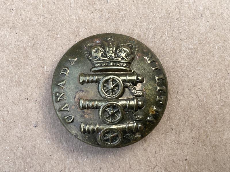Gradia Militaria - Q.V.C Canada Militia brass ORs button.