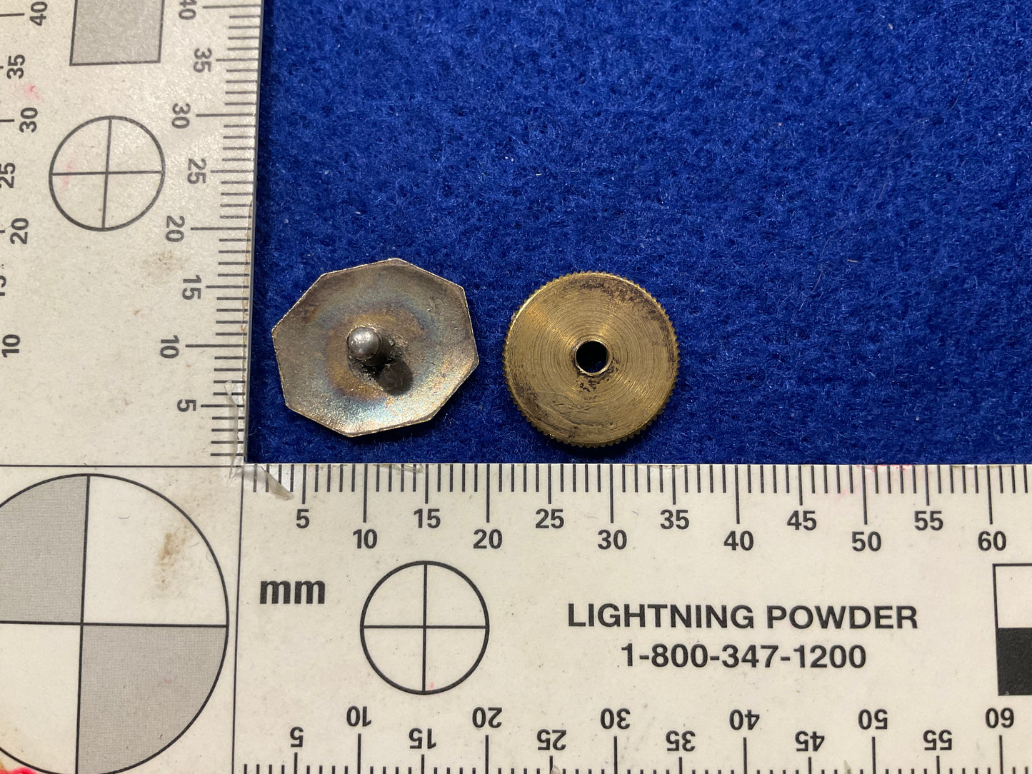 French F.N.A.S.O.R (Reserve NCOs association) silver & enamel lapel badge