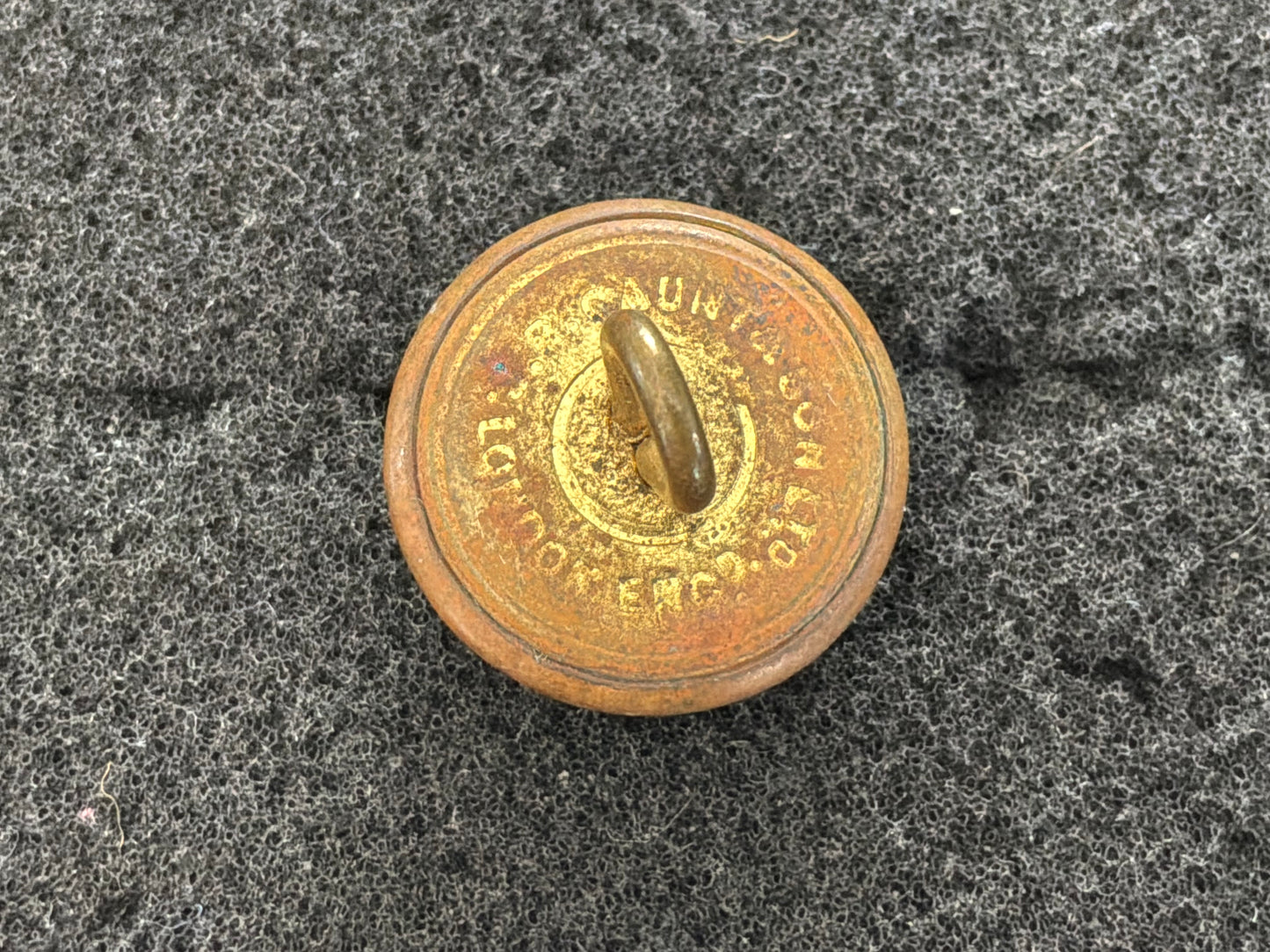 WW2 Indian Army 5th Light Infantry 1922-47 button