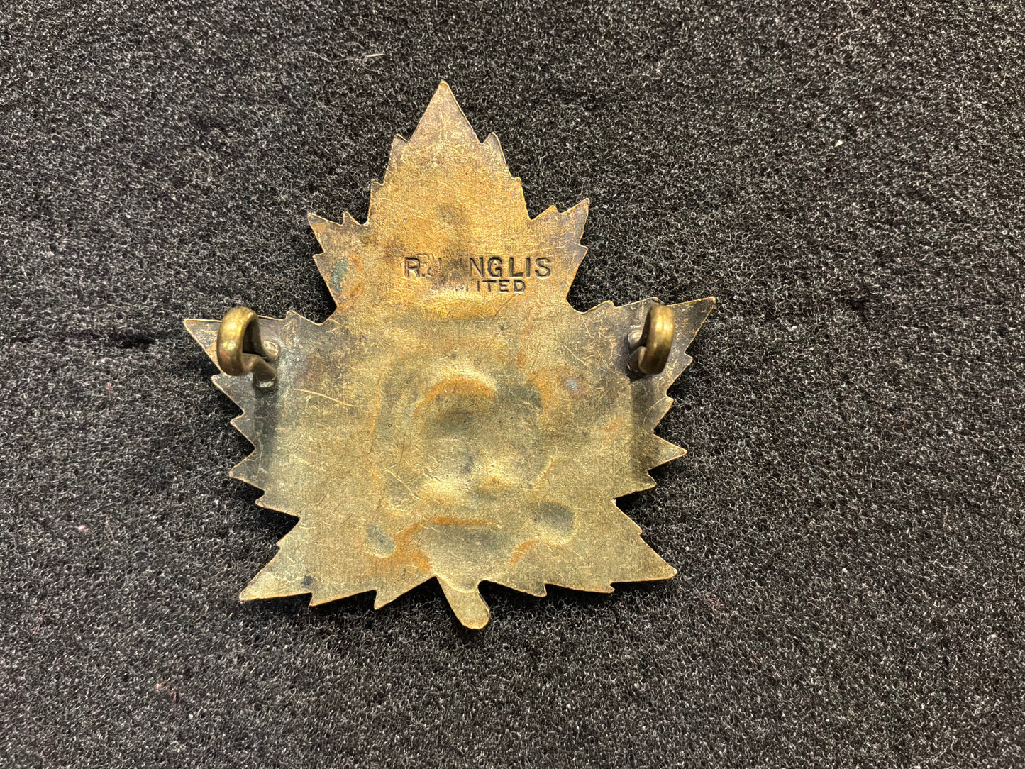 WW1 C.E.F 5th Mounted Rifles (Sherbrooke, Quebec) Cap Badge by Inglis