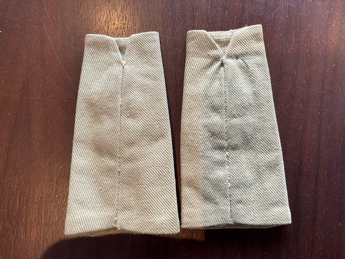 WW2 Indian Theatre made Colonels cloth shoulder rank epaulettes.