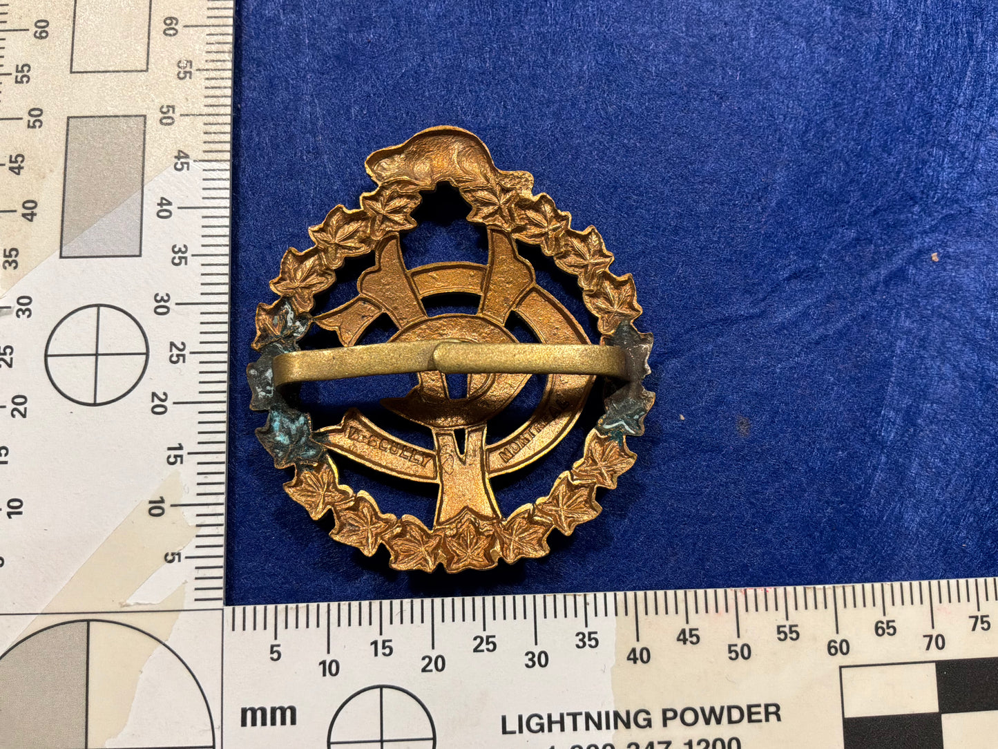 WW1 CEF Canadian Army Veterinary Corps cap badge by Scully.