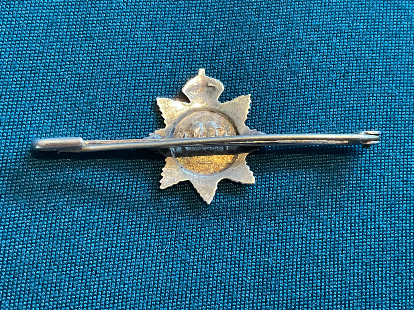 WW1/2 The Devonshire Regiment tie pin/ sweetheart badge.