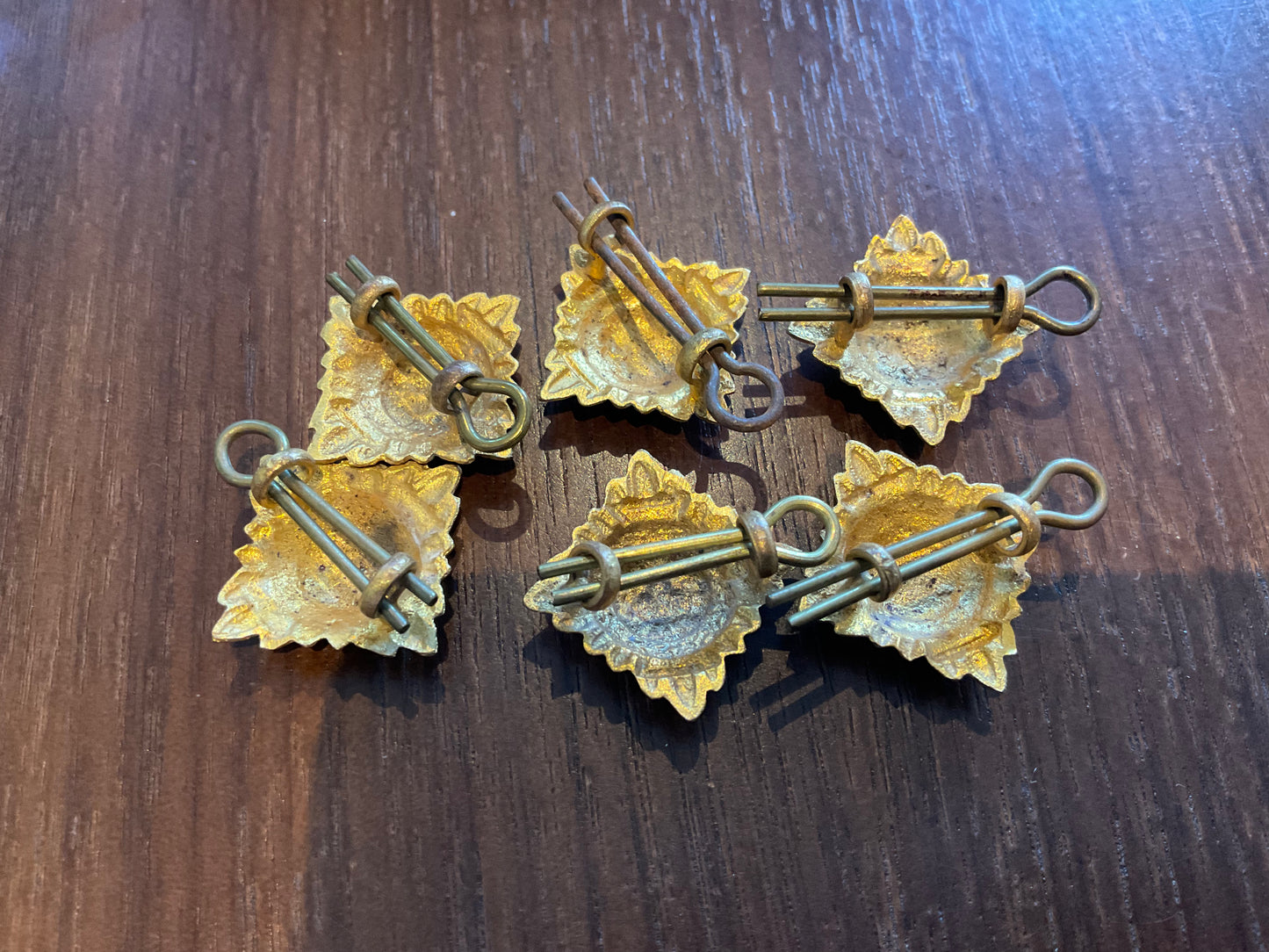 WW1/2 British & Commonwealth Captains rank pips.