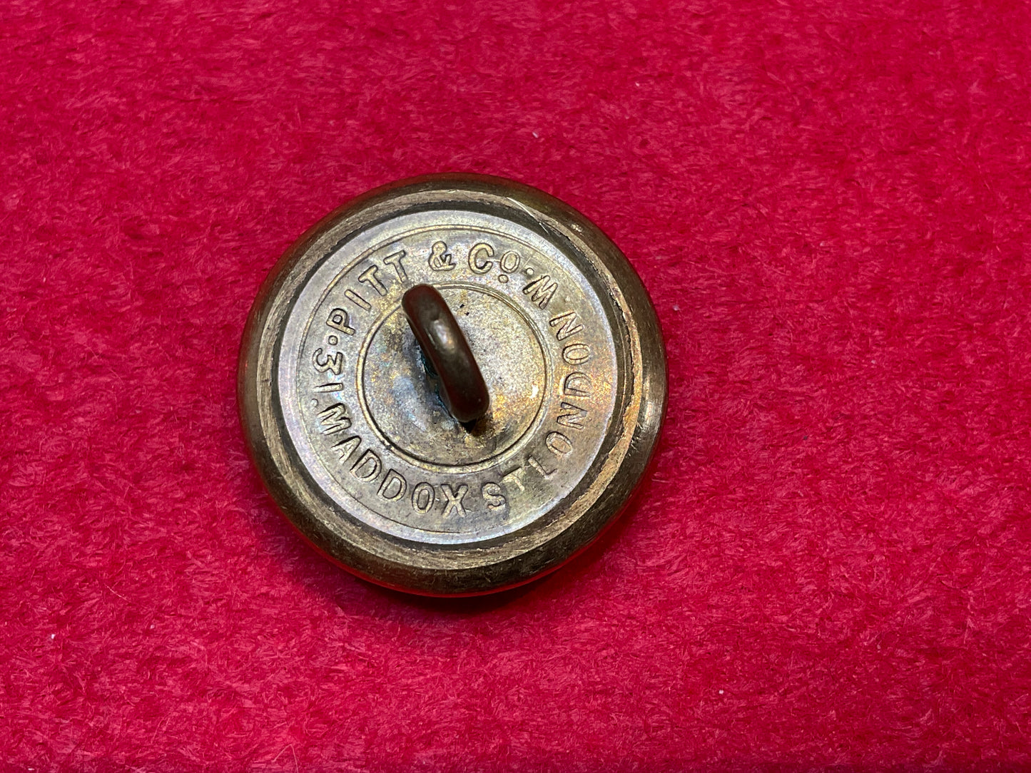 Post 1902 Lord Lieutenant of Ireland gilt button.