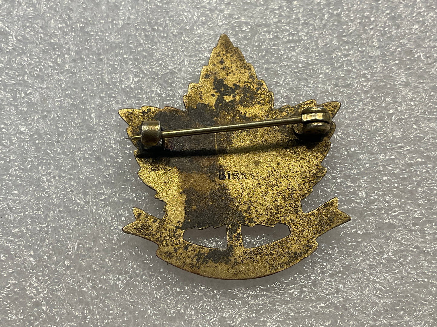 WW1 CEF 203rd Winnipeg Rifles sweetheart made by Birks.