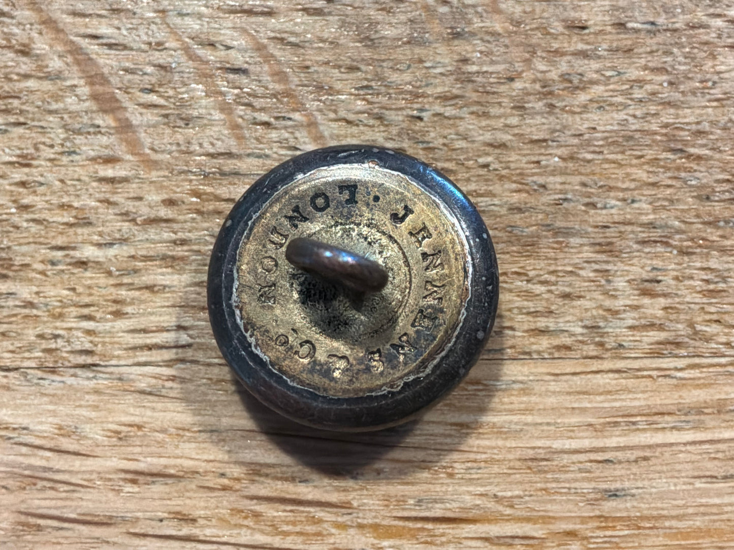 West Essex Yeomanry s/plated officers coatee button C.1831-77