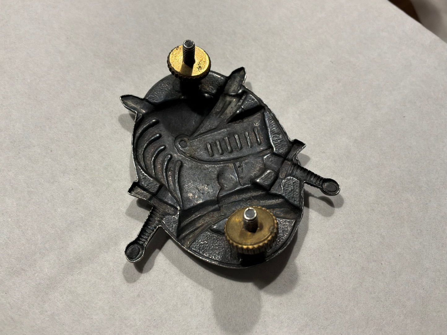 South African 8th Armoured Division HQ cap badge.