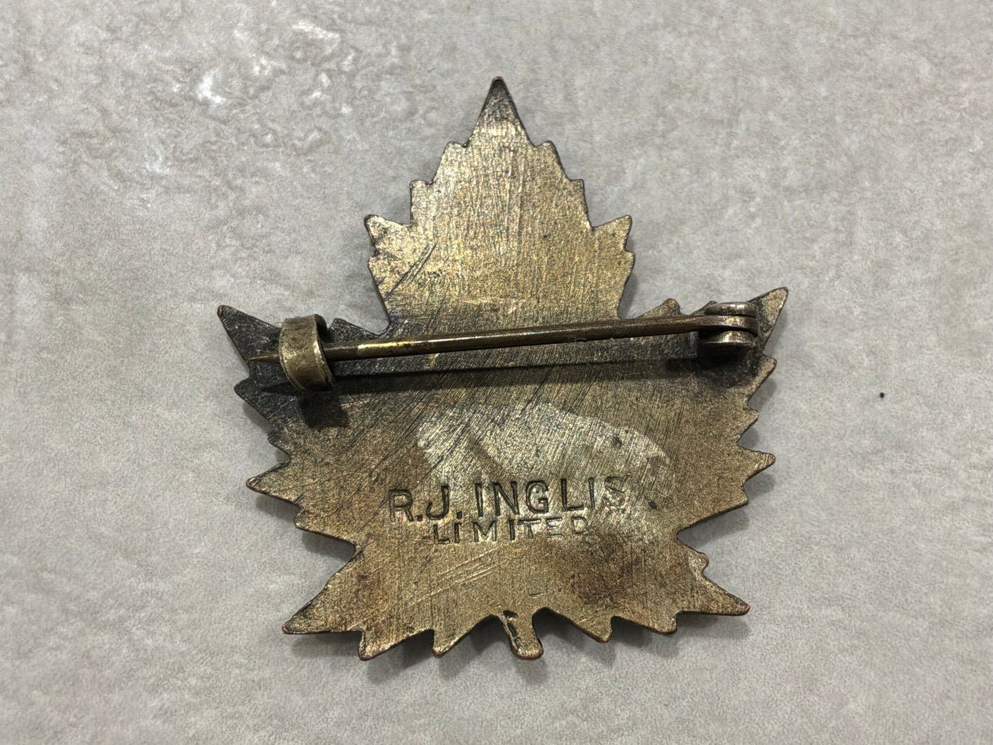 WW1 CEF 6th Mounted Rifles collar/sweetheart by Inglis