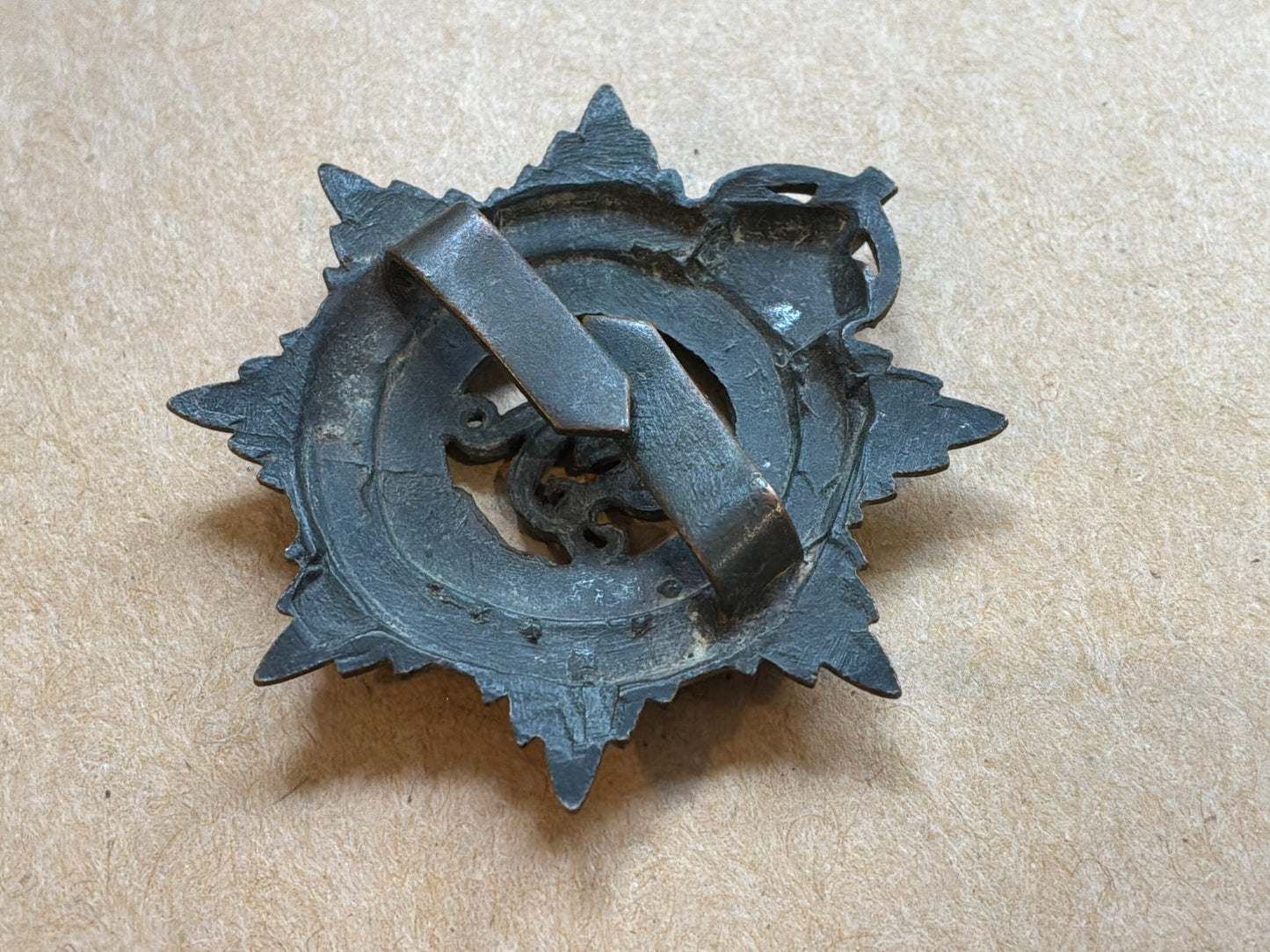 R.A.S.C GVR officers service dress cap badge 1918-37