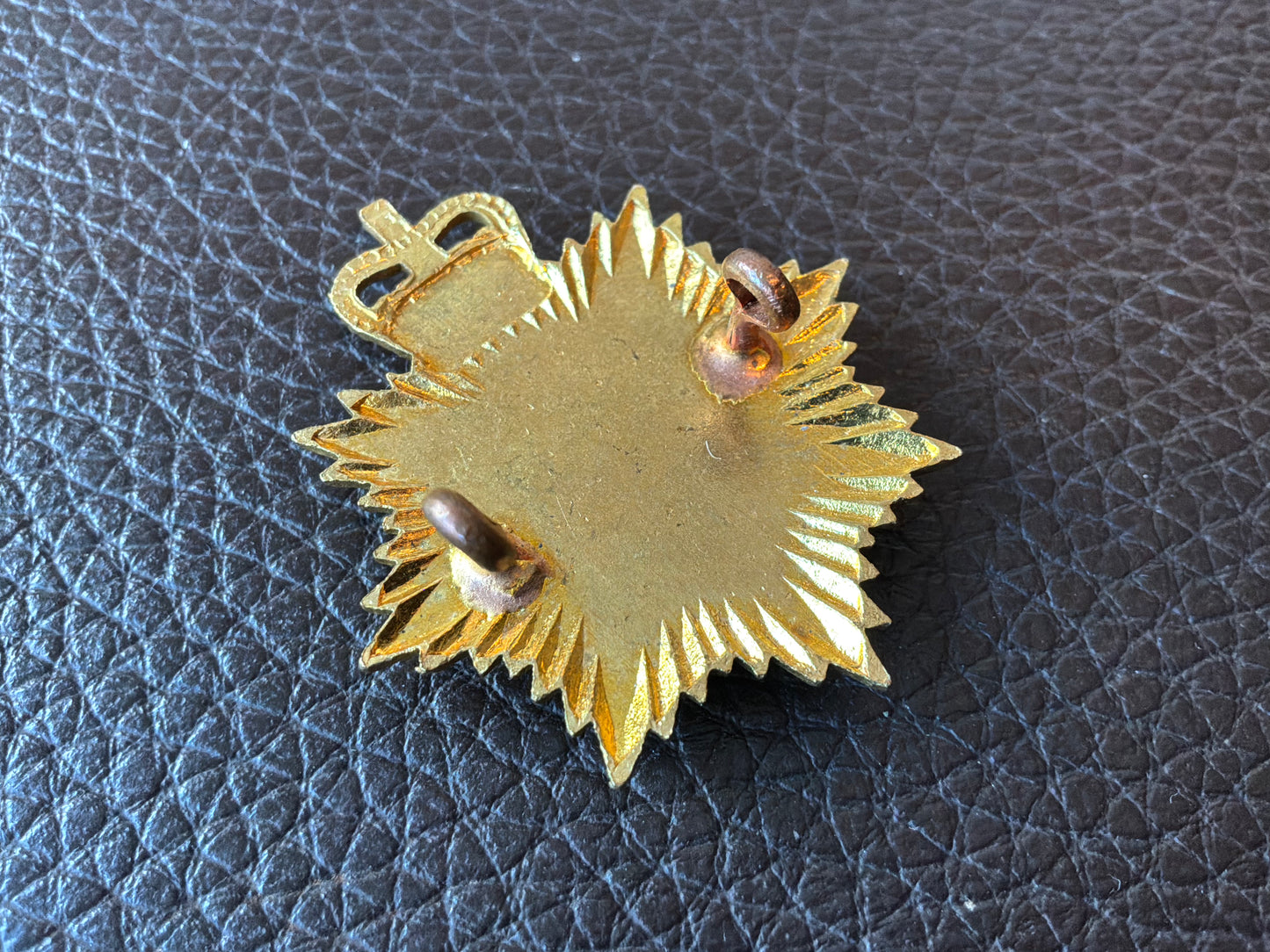 Royal Alderney Militia - Cadet Force Officer's Bi-Metal Cap badge.