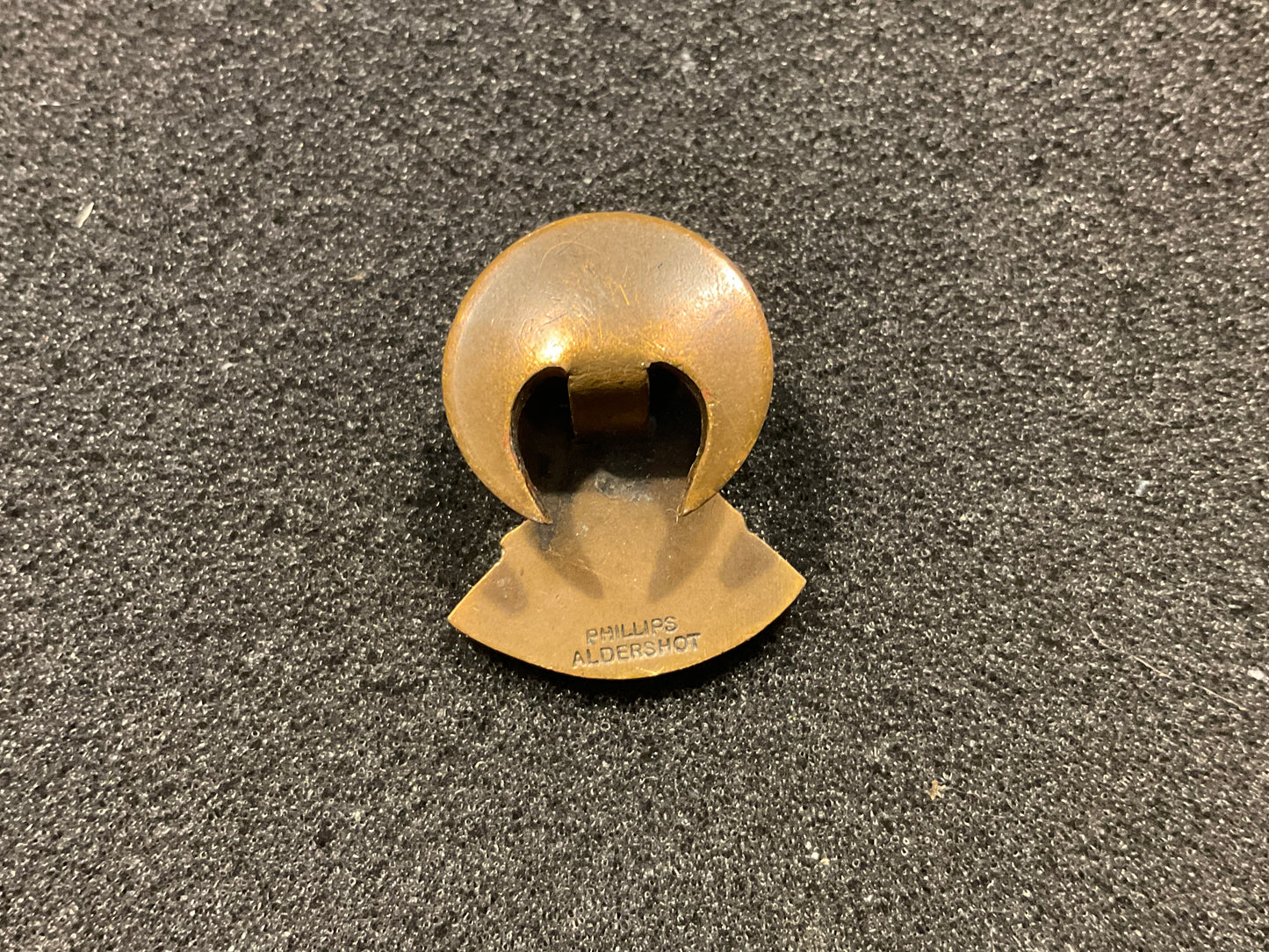 K/C Sergeants Mess I.T.C.R.M lapel badge