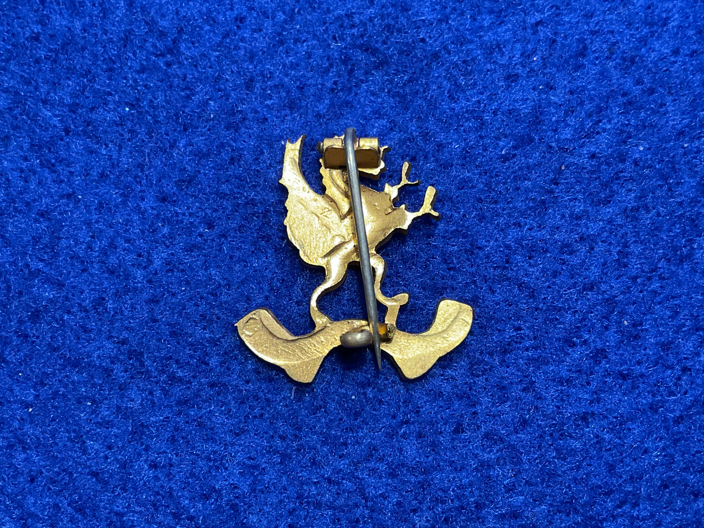 Post 1920 Royal Welch Fusiliers gilt sweetheart badge