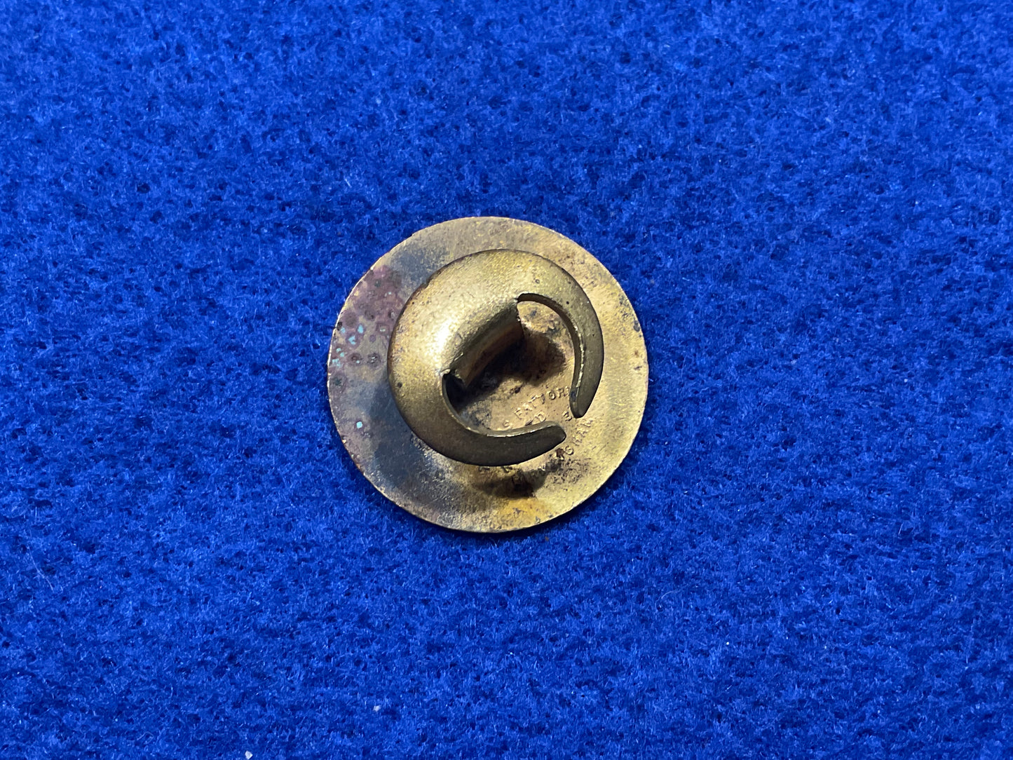 WW1/2 London Association Canadian Ex-Servicemen enamel lapel badge