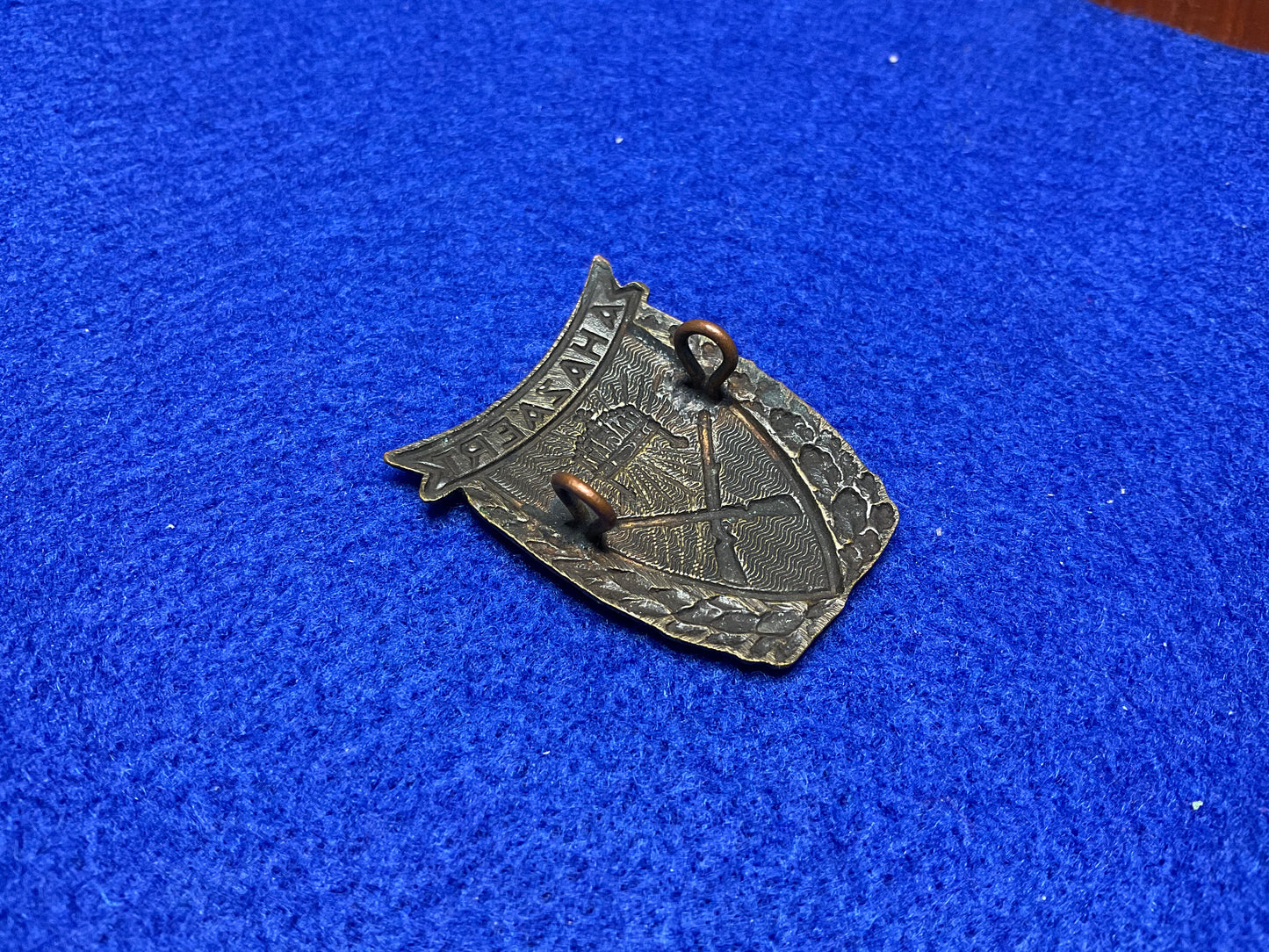 WW2 Hungarian Army Marksman’s badge side