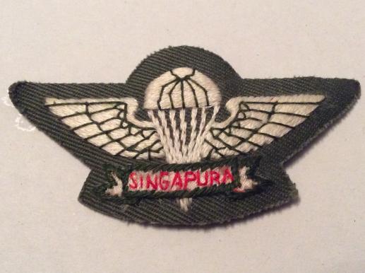 Singapore Army Parachute trained breast wing