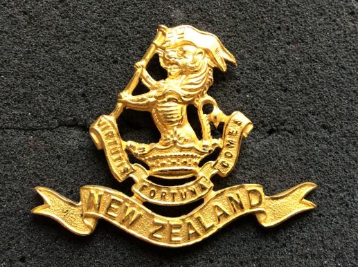 5th Wellington Rifles Regiment Officers Gilt Cap badge