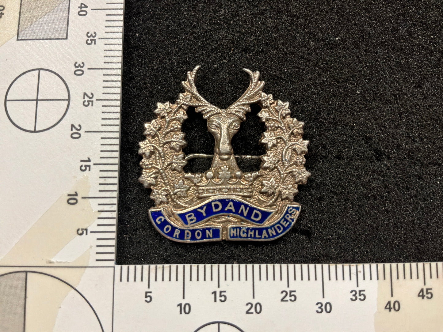 WW1/2 Gordon Highlanders, silver & enamel sweetheart badge.