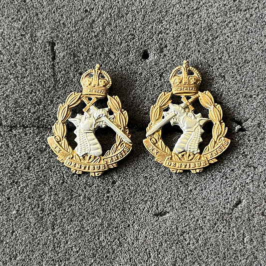 Gradia Militaria -  Royal Army Dental Corps collar badges