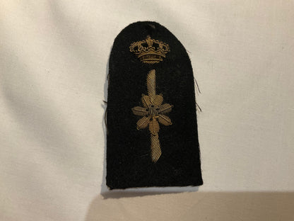 1920-1945 Dutch Aircraft mechanics bullion trade badge