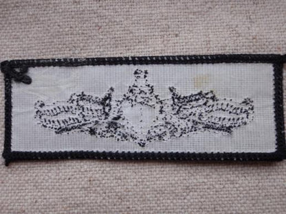 U.S Navy 'SURFACE WARFARE' Black on Olive Green Breast Qualification