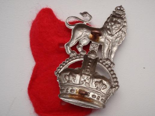 15th/19th The Kings Royal Hussars w/metal Sleeve Badge