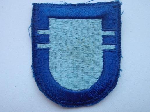 Gradia Militaria -  2nd Bn 502 Air Infantry Early Cut Edge Silk Beret Badge