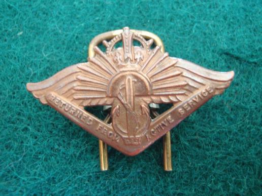 Gradia Militaria -  Returned from Active Service Lapel Badge