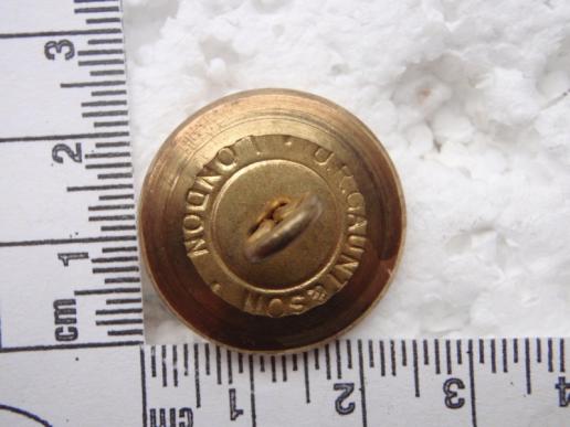 WW1/2 Gilt R.N Button