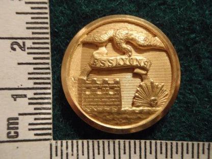 Gradia Militaria -  US Army Engineers Gilt Button