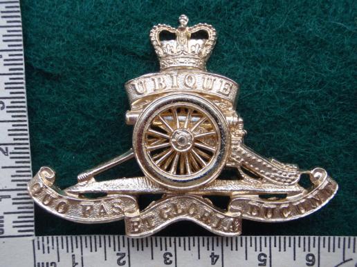 Gradia Militaria -  Royal Artillery Anodised Cap Badge
