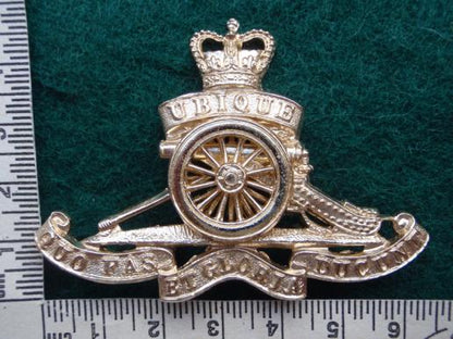 Gradia Militaria -  Royal Artillery Anodised Cap Badge