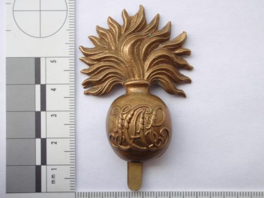 Gradia Militaria -  WW1/2 H.A.C Brass OR's Cap badge