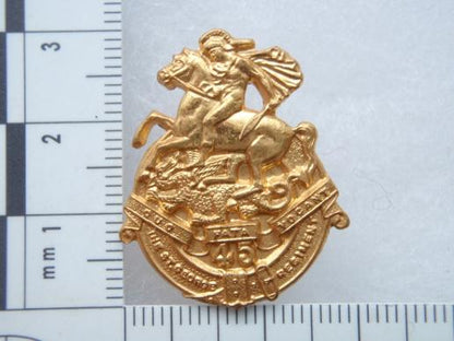 Gradia Militaria -  The St George Regt 45th Inf Batt Collar Badge
