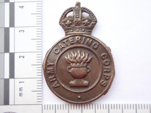 Gradia Militaria -  WW2 Economy Brass Army Catering Corps Cap Badge