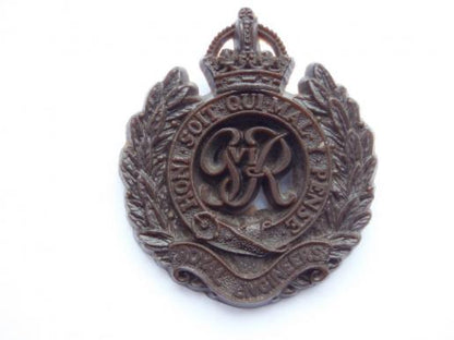 Gradia Militaria -  WW2 Plastic Economy Royal Engineers Cap Badge